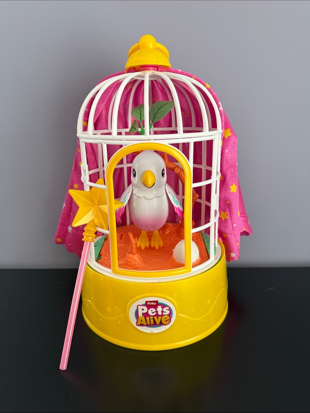 Pets Alive Polly The Magic Bird Interactive Playset By Zuru Pets Alive